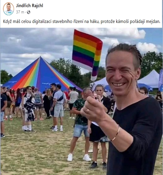 Ivan Bartoš, ministr workoholik